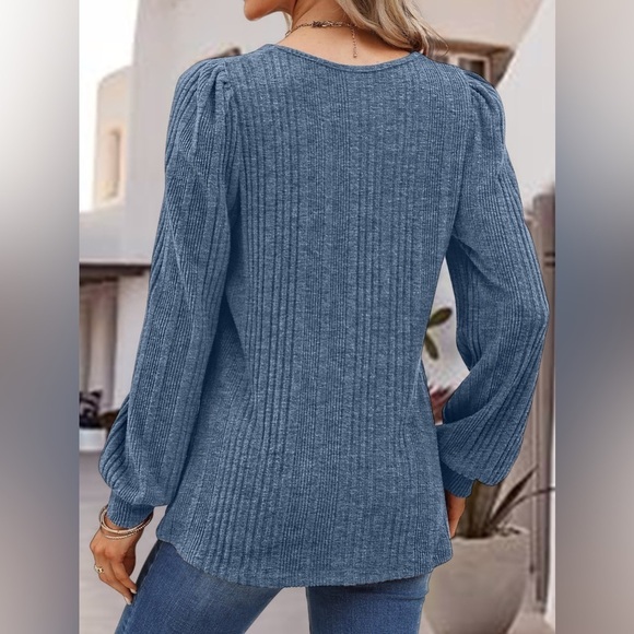 Chic Square Neck Long Sleeve Top - Picture 3 of 4